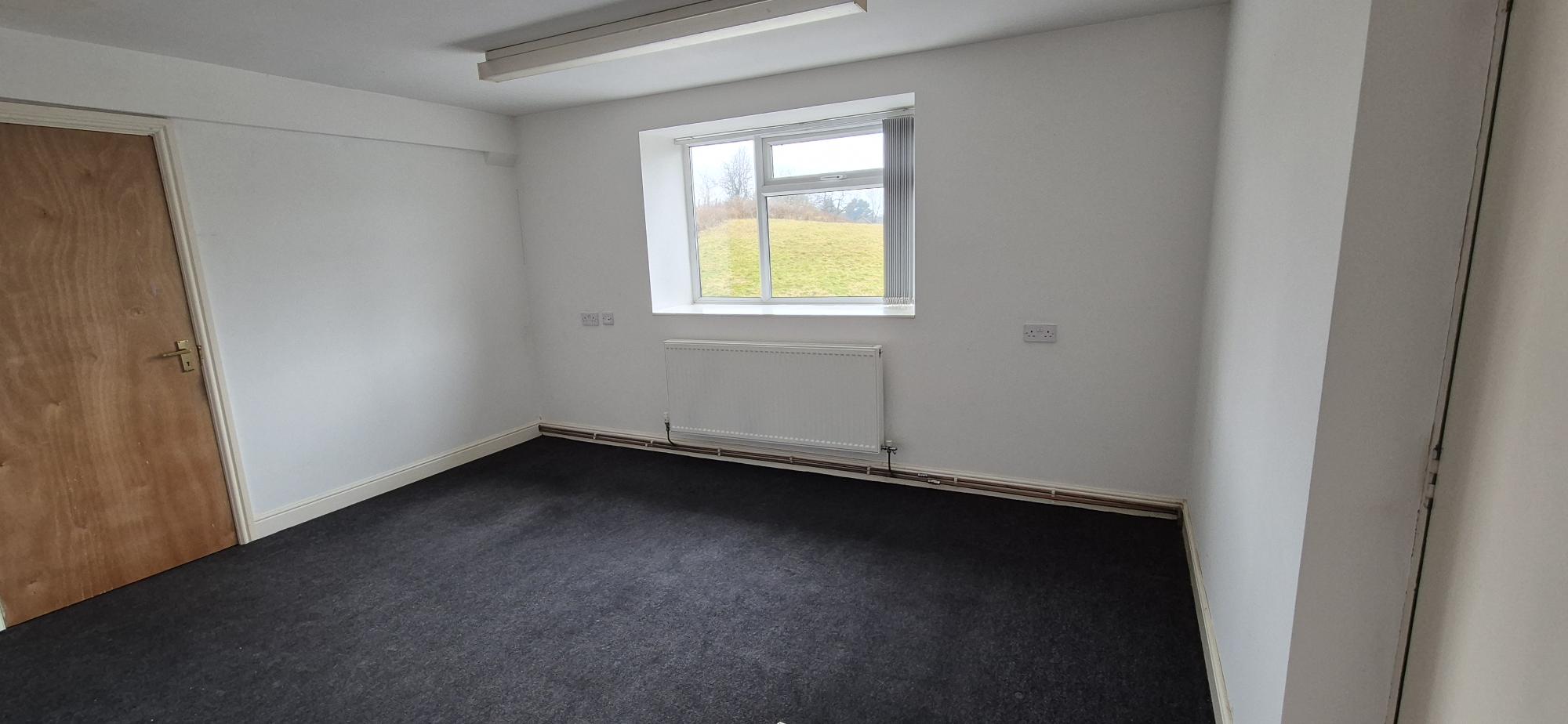 Office to let in Whaley Bridge High Peak